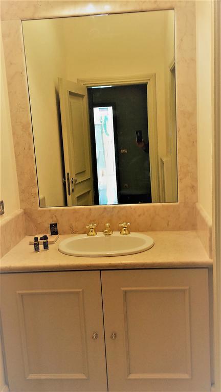 Main Street 59 Apartment Болоня Екстериор снимка